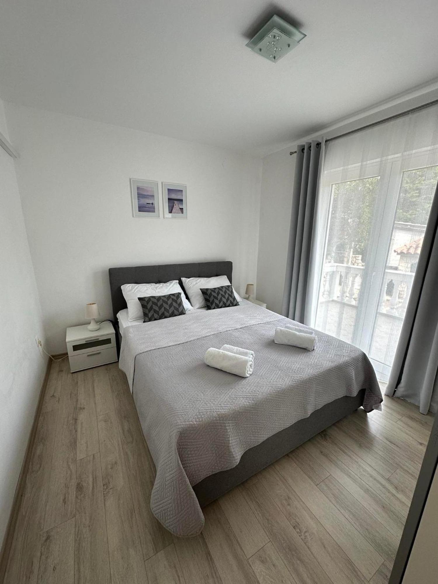 Apartmani Ljubica, Μούρτερ Εξωτερικό φωτογραφία