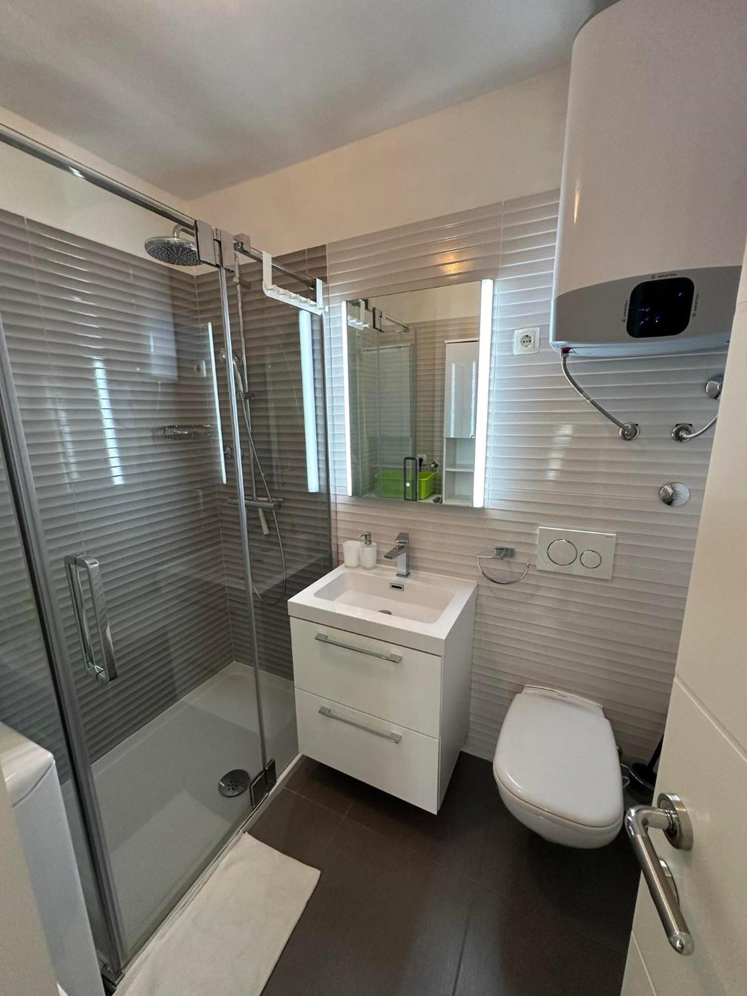 Apartmani Ljubica, Μούρτερ Εξωτερικό φωτογραφία