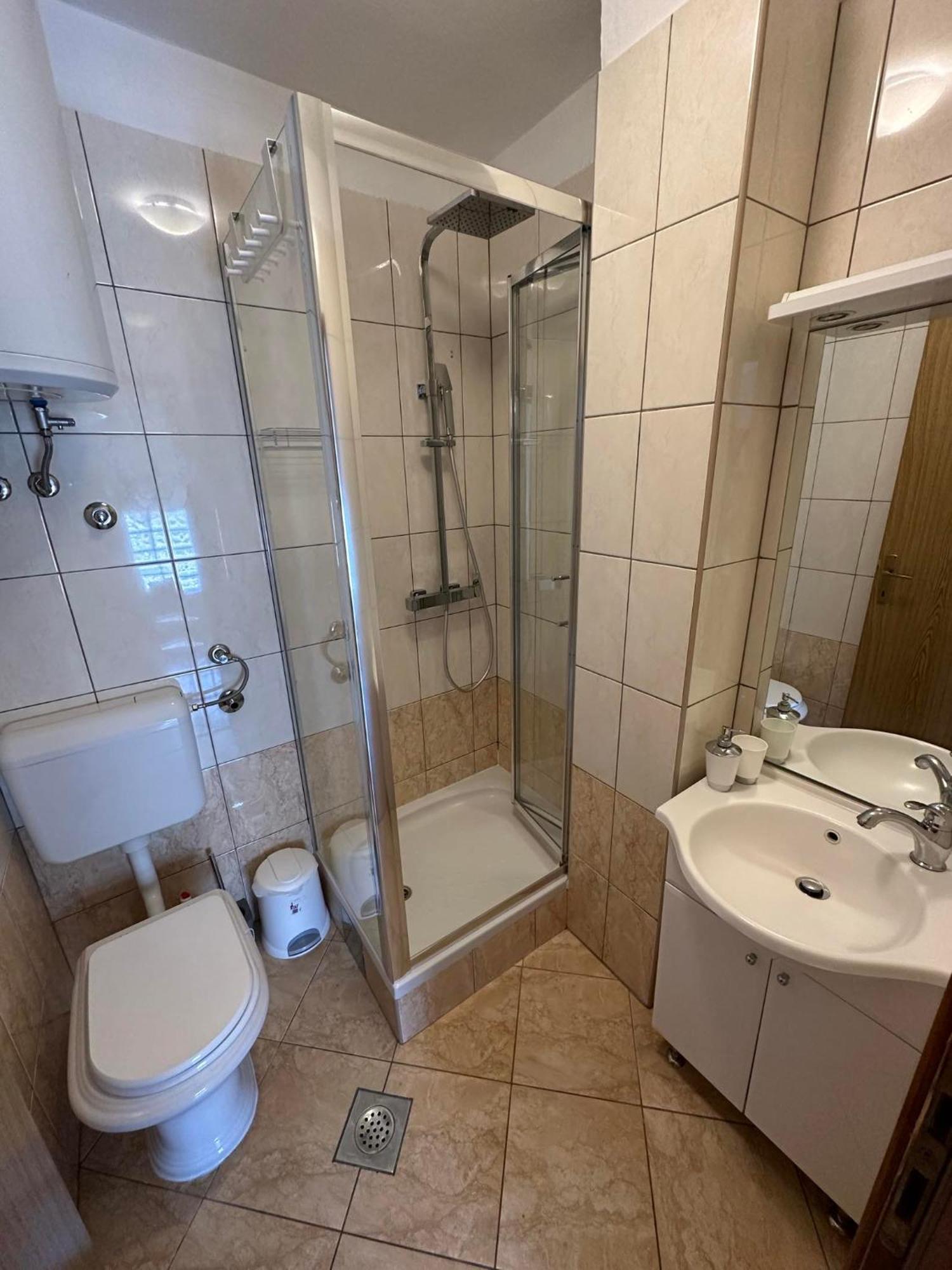 Apartmani Ljubica, Μούρτερ Εξωτερικό φωτογραφία
