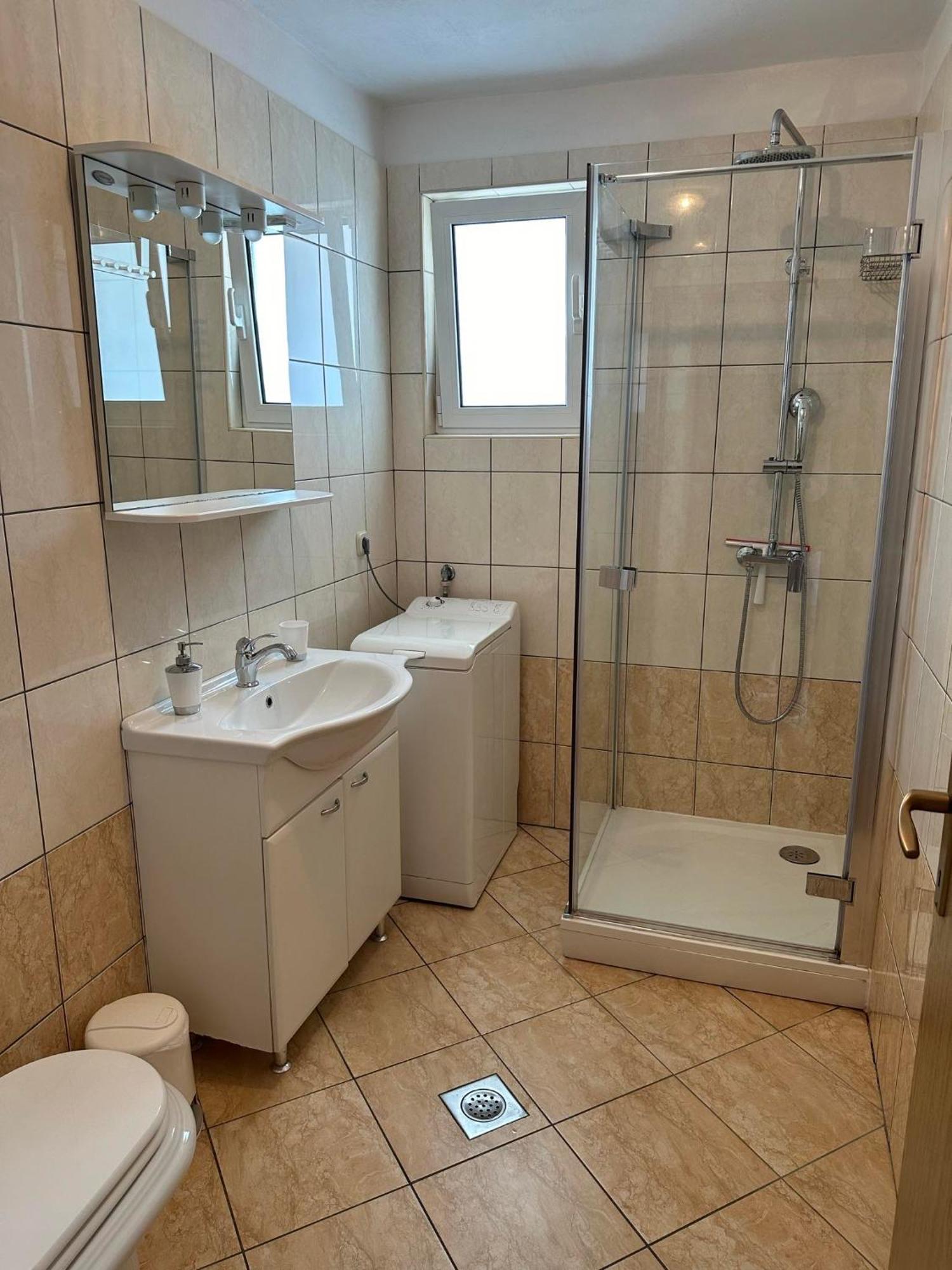 Apartmani Ljubica, Μούρτερ Εξωτερικό φωτογραφία