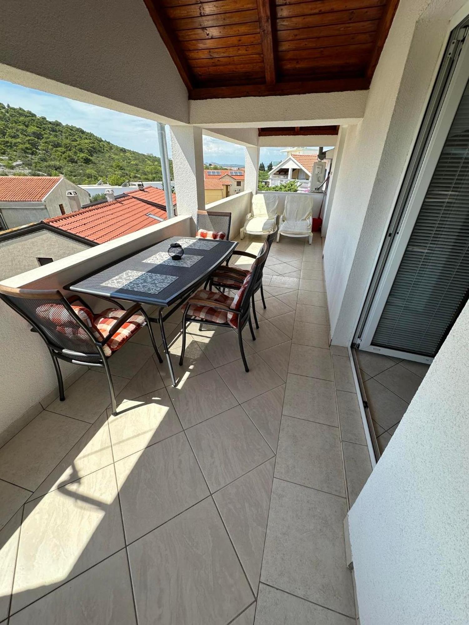 Apartmani Ljubica, Μούρτερ Εξωτερικό φωτογραφία